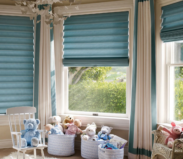 girl room window treatments