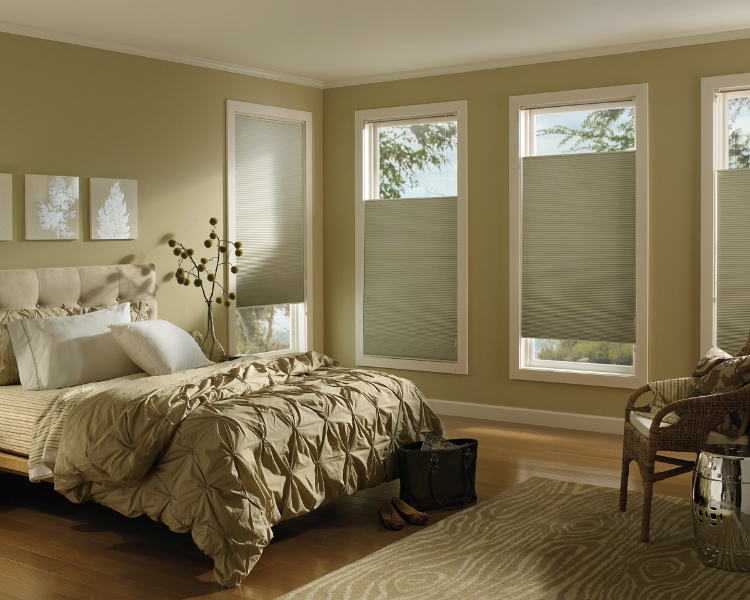 Applause® honeycomb shades with Cordlock by Hunter Douglas feature top down/bottom up versatility, allowing you just the right amount of privacy and light control. They are perfect for bedrooms!las